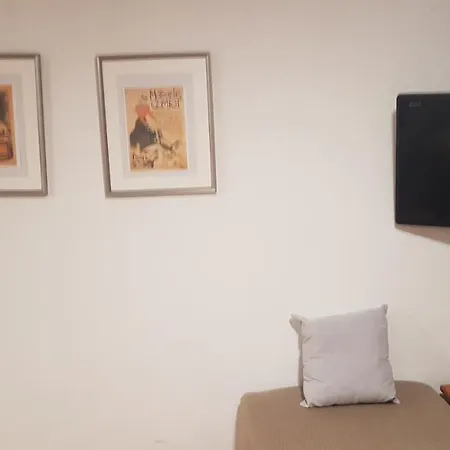 Valles Junto Al Telesilla Reformado 2022 Mobiliario Actualizado