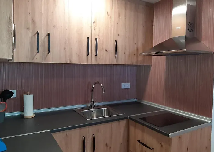 Valles Junto Al Telesilla Reformado 2022 Mobiliario Actualizado